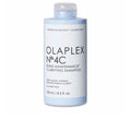 250 ml de shampooing nettoyant nº4C pour l'entretien des liaisons.