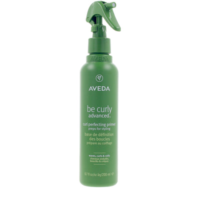 AVEDA-BE CURLY style-prep 200 ml. Cuidado para cabelos cacheados. Acalma e prepara os fios para uma definição impressionante dos cachos. Ajuda a controlar o frizz e proporciona hidratação, deixando os cachos mais saudáveis e com brilho. Ideal para uso diário.-DrShampoo - Perfumaria e Cosmética