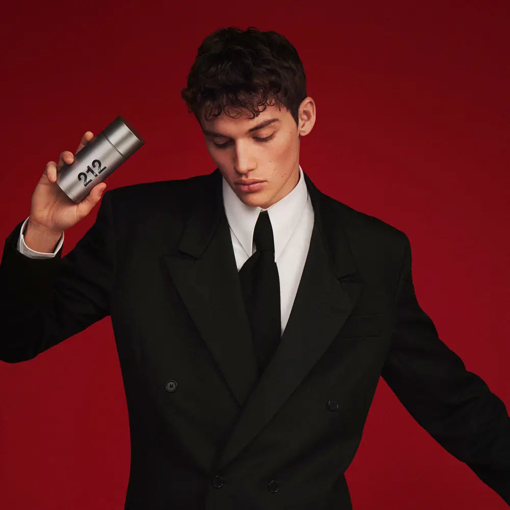 CAROLINA HERRERA-estojo de 3 peças 212 NYC MEN-DrShampoo - Perfumaria e Cosmética