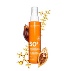CLARINS-Leite hidratante em spray para o corpo UVA/UVB50+ 150 ml.-DrShampoo - Perfumaria e Cosmética