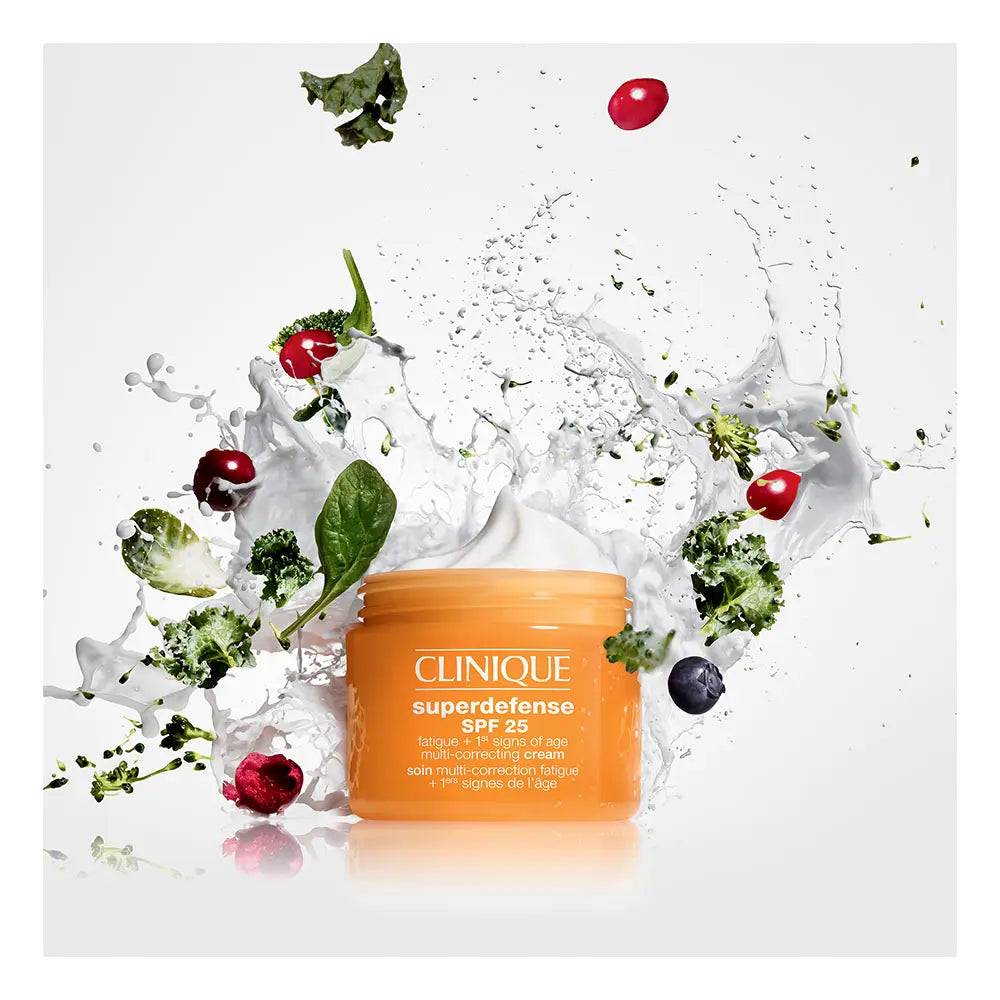 CLINIQUE-SUPERDEFENSE SPF25 creme multicorretor I/II 50 ml-DrShampoo - Perfumaria e Cosmética