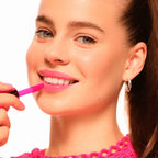 ESSENCE-Óleo labial HYDRA KISS #06-Cranberry Is Back 4 ml-DrShampoo - Perfumaria e Cosmética