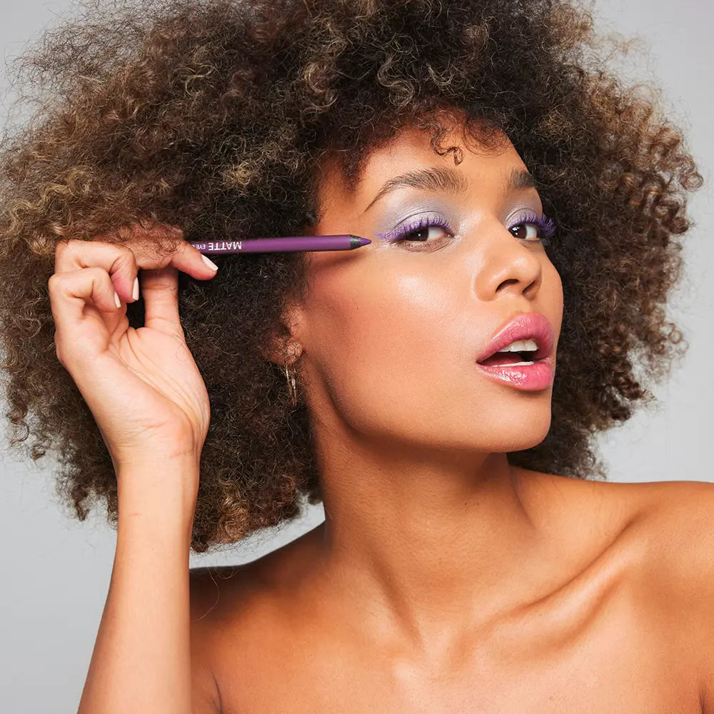 GOSH-lápis delineador MATTE 019 violeta empoeirado 120 gr.-DrShampoo - Perfumaria e Cosmética