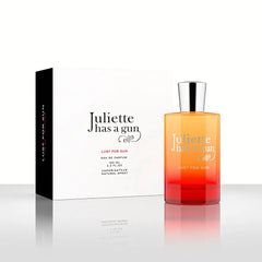 JULIETTE HAS A GUN-LUST FOR SUN-DrShampoo - Perfumaria e Cosmética