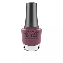 MORGAN TAYLOR-PROFESSIONAL NAIL LACQUER deve ter cor 15 ml-DrShampoo - Perfumaria e Cosmética