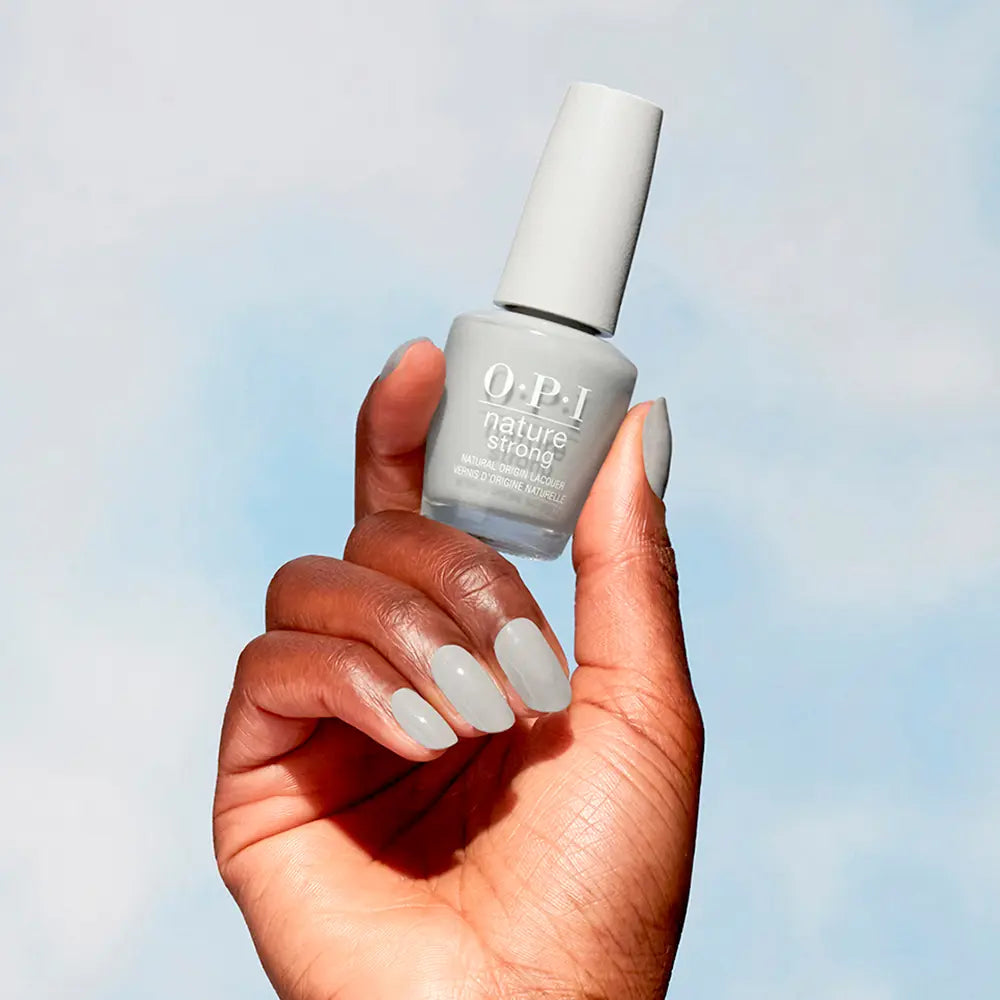 OPI-NATURE STRONG Esmalte de origem natural #Dawn of a New Grey 15 ml-DrShampoo - Perfumaria e Cosmética