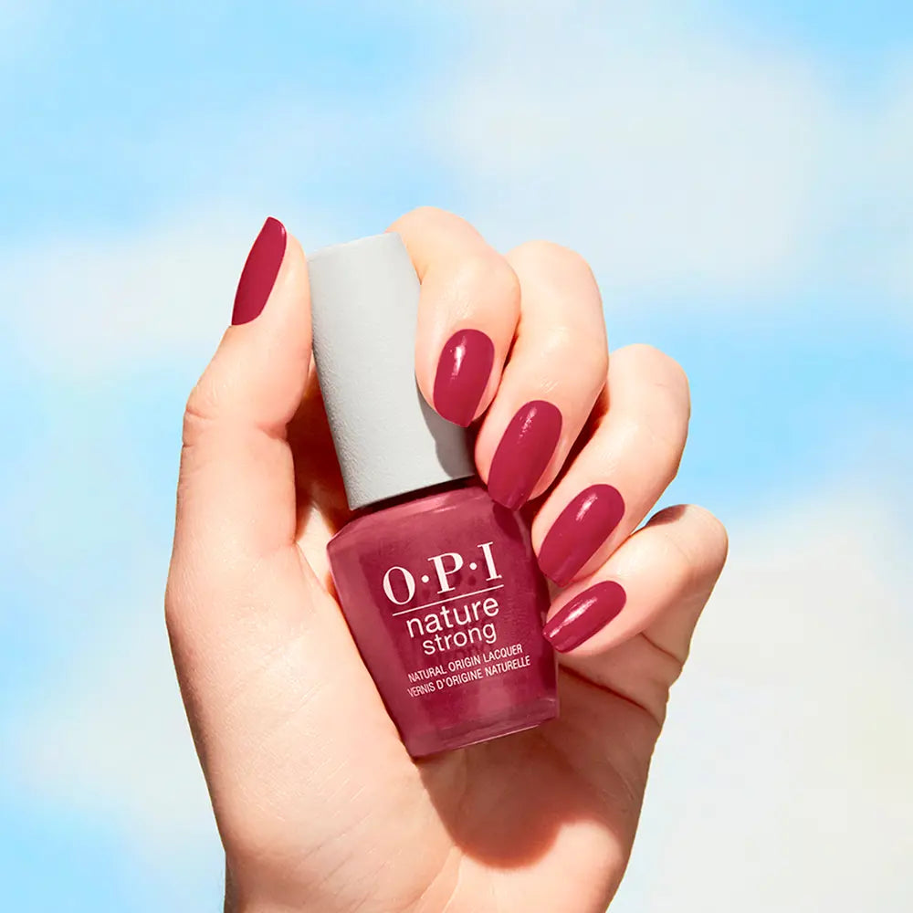 OPI-NATURE STRONG Esmalte de origem natural #Dê uma granada 15 ml-DrShampoo - Perfumaria e Cosmética