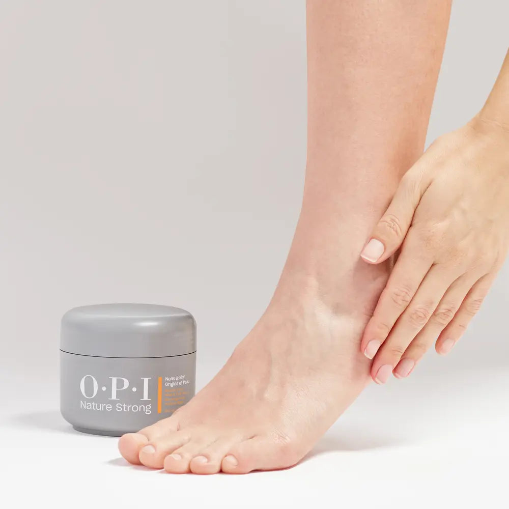 OPI-NATURE STRONG SKINCARE Esfoliante para Mãos e Pés 250 ml.-DrShampoo - Perfumaria e Cosmética
