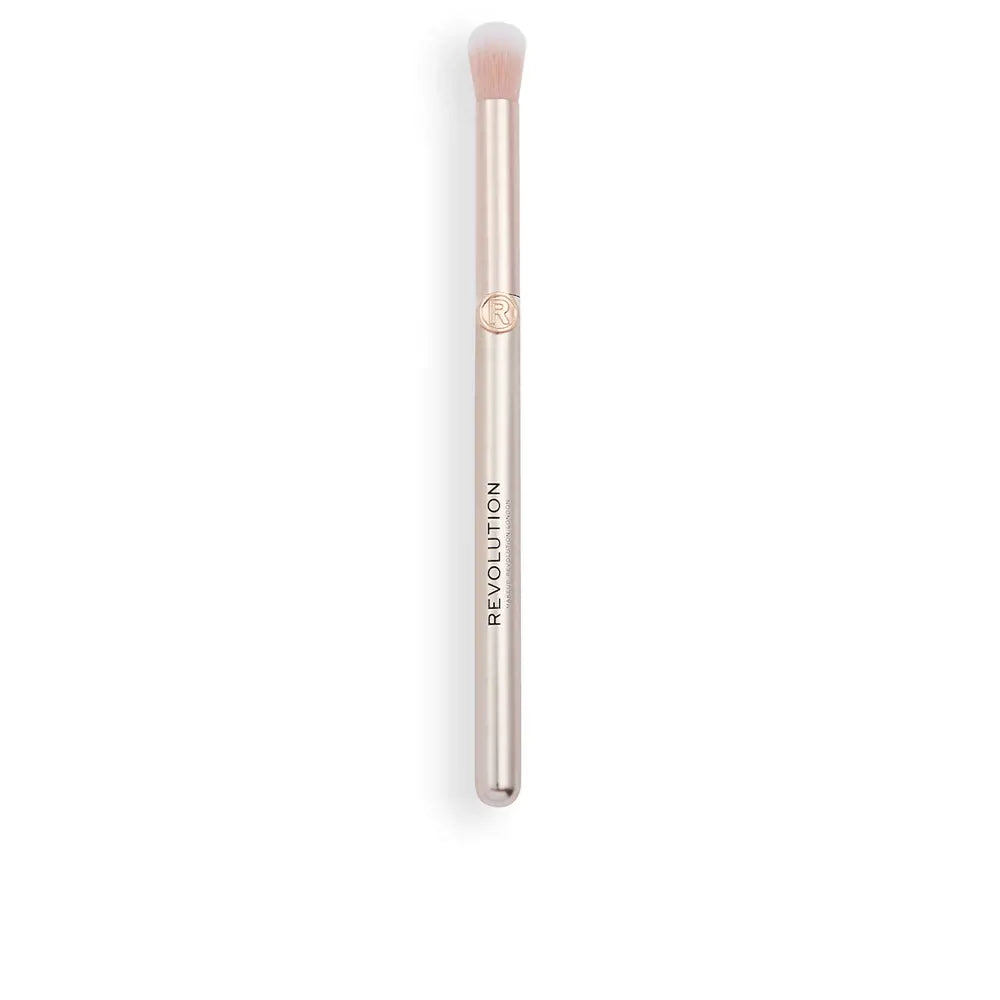 REVOLUTION MAKE UP-FLUFFY blending brush R4 1 u-DrShampoo - Perfumaria e Cosmética