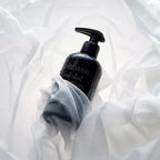 SERGE LUTENS-Gel de limpeza para mãos e corpo L'EAU 240 ml.-DrShampoo - Perfumaria e Cosmética