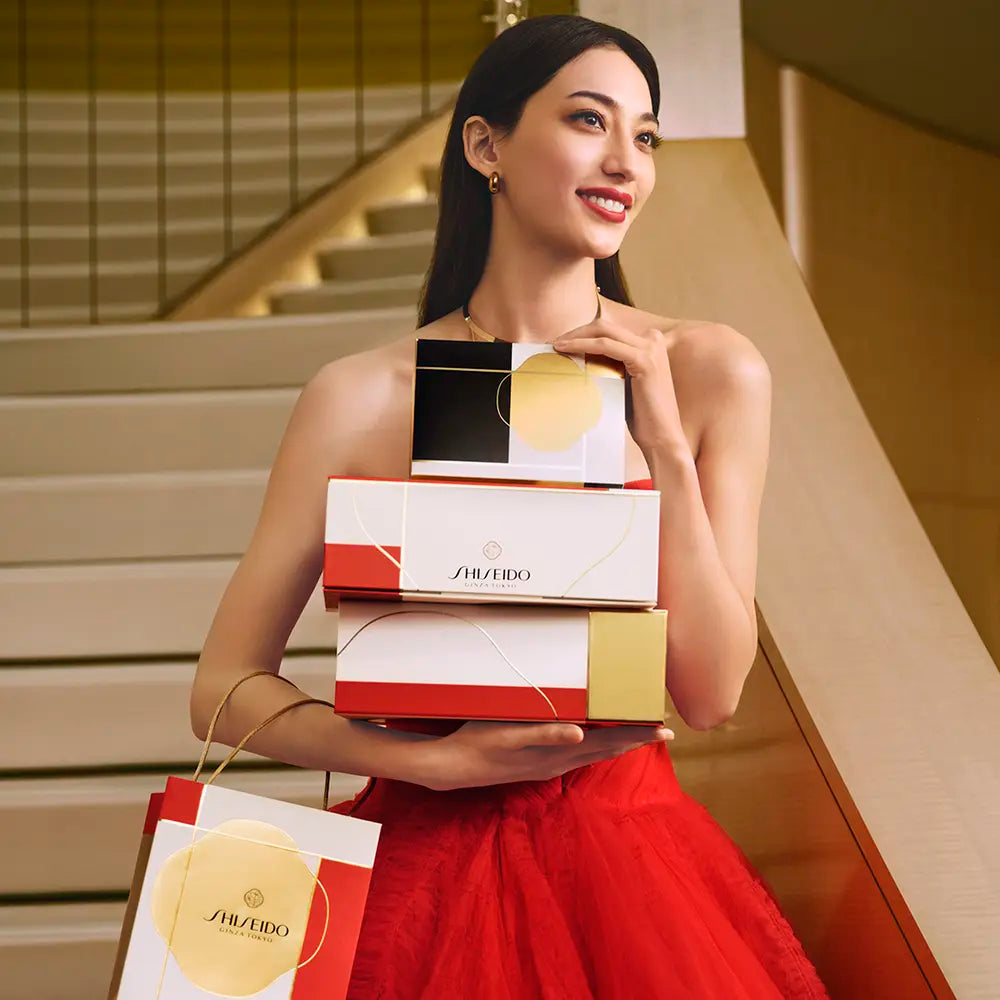 SHISEIDO-CREME UPLIFTING E FIRMING VITAL PERFECTION ESTUCHE 5 pz.-DrShampoo - Perfumaria e Cosmética